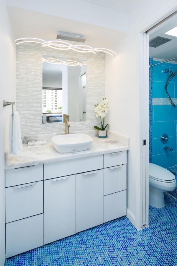 Waikiki Banyan Modern One Bedroom Free Parking Гонолулу Екстер'єр фото