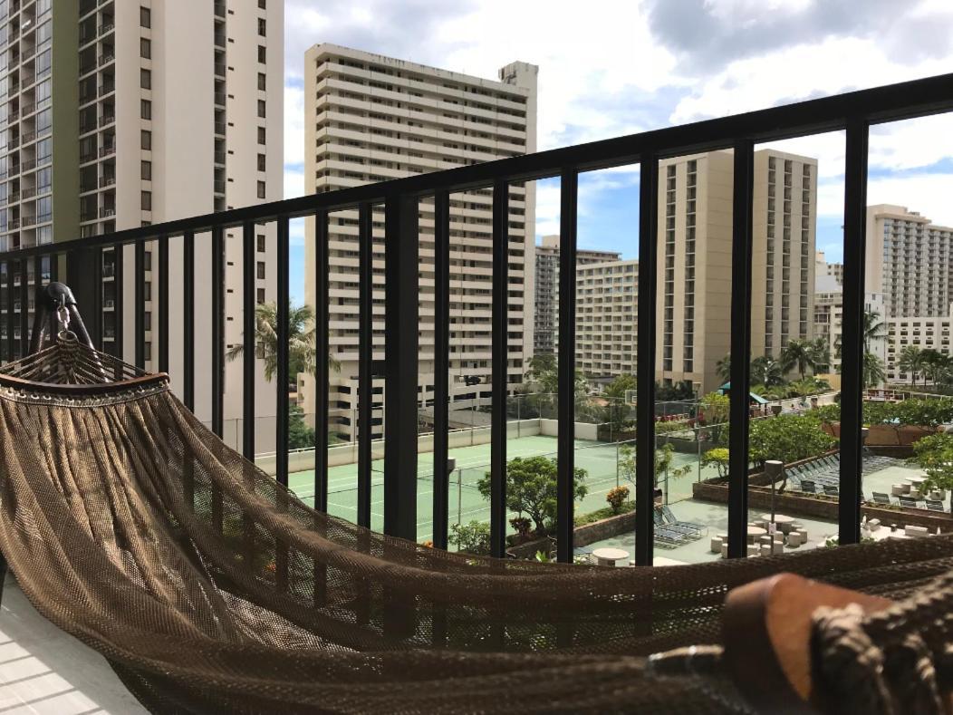 Waikiki Banyan Modern One Bedroom Free Parking Гонолулу Екстер'єр фото